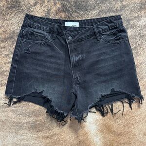 Vervet black distressed denim shorts - size large
